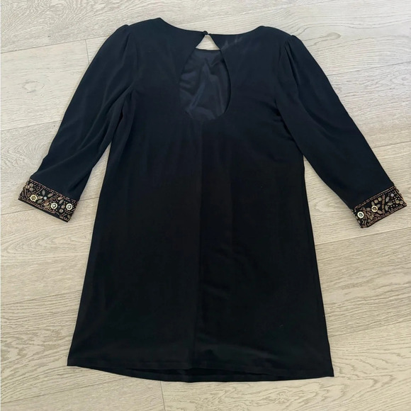 Laundry 3/4 sleeve dress. Size 4 - Picture 2 of 4